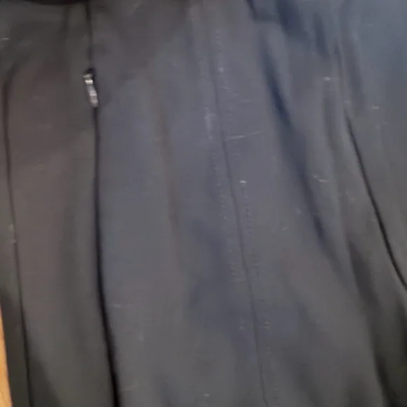 ME+EM • Travel Tailoring Crop Pant - Picture 6 of 11